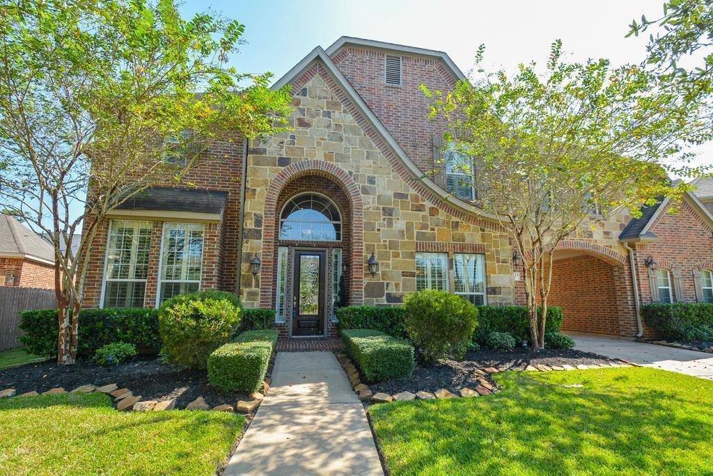 9223 Turtle Pond Lane